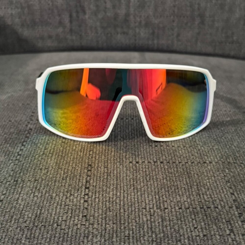 (OO9406) Oakley Sutro PRIZM Polarized White Frame Gold Lenses - Picture 3 of 12